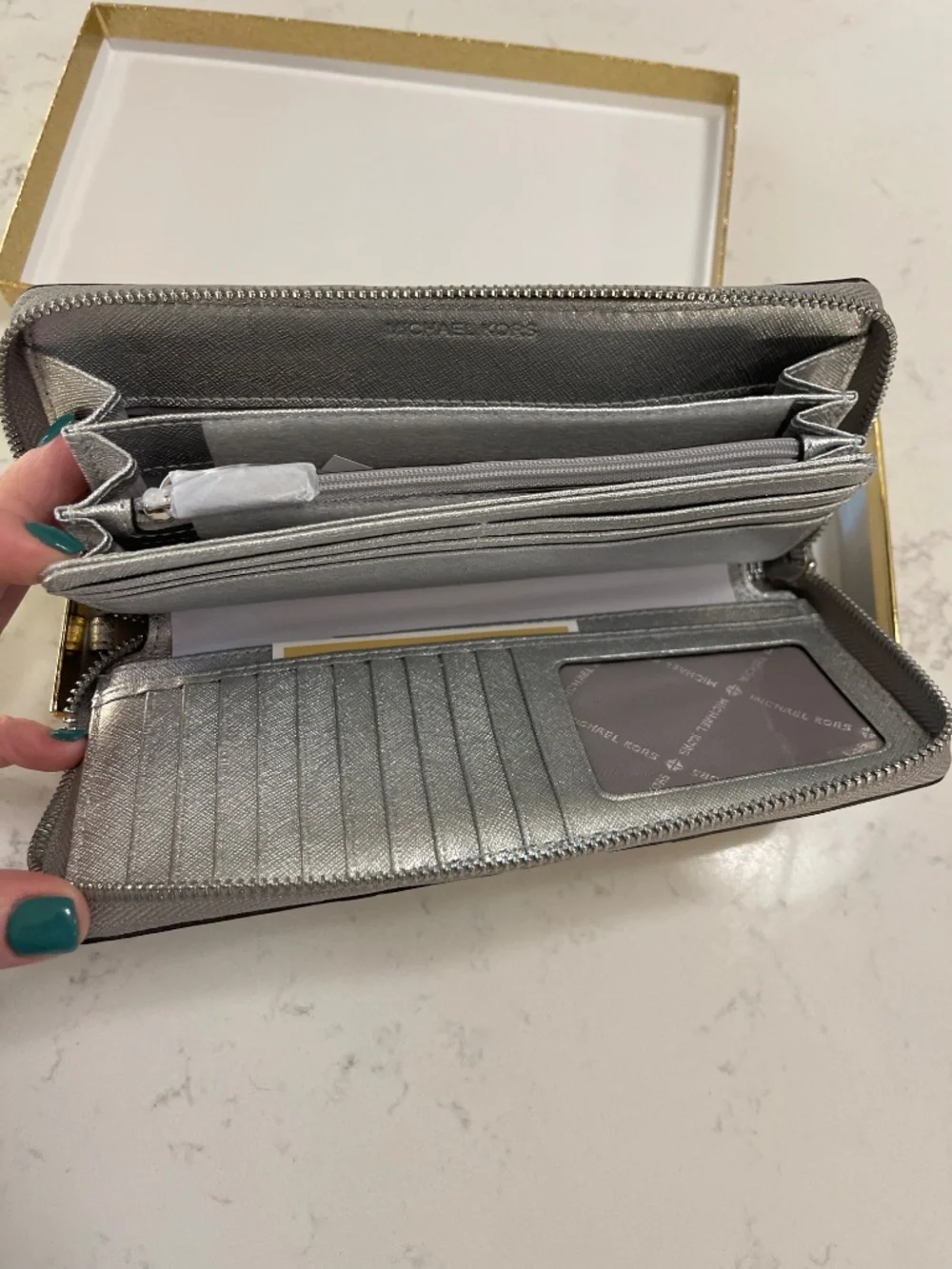 NWT Michael kors wallet